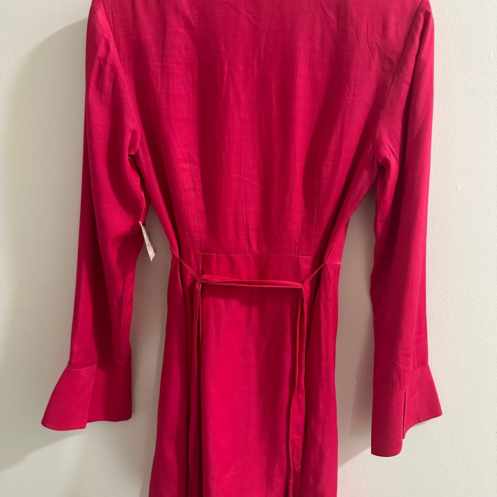 pink dress